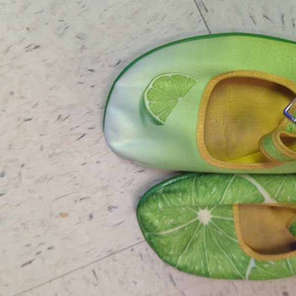 Lime green and yellow shoes size 11 - Picture 4 of 4